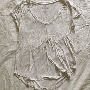 Soft v-neck white American Eagle Outfitters T-shirt